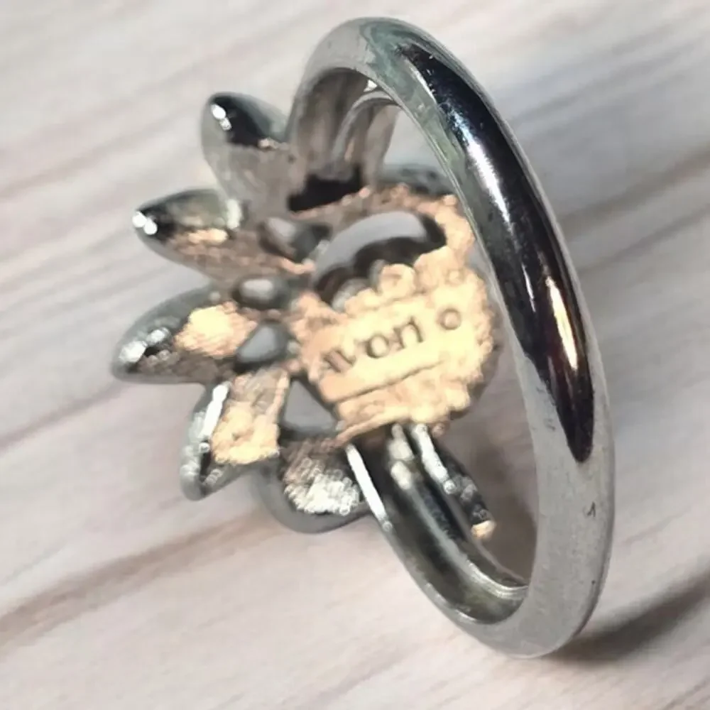 Avon Faux Pearl Floral Rhinestone Ring Silver Tone Size 6 Romantic Vintage